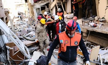 Hơn 8.000 người được giải cứu từ đống đổ nát sau động đất ở Thổ Nhĩ Kỳ 